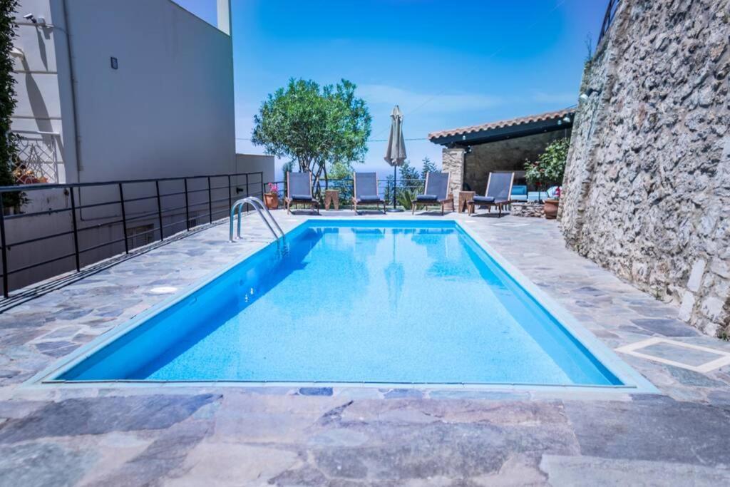 Villa Ventus, 40Sqm Private Pool & Hot Tub! Roussospítion Eksteriør billede